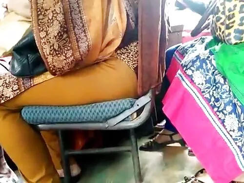दुई चंचल गोराले थ्री ...